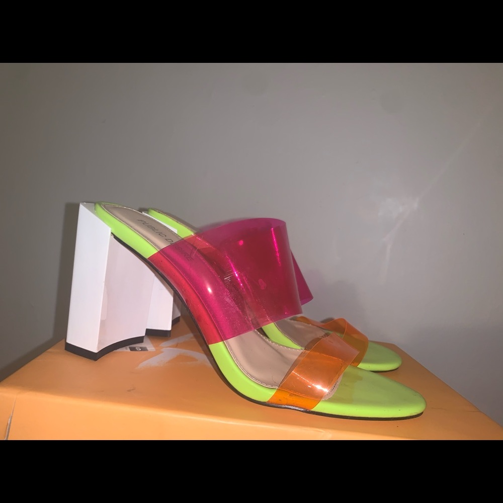 Hippie heels